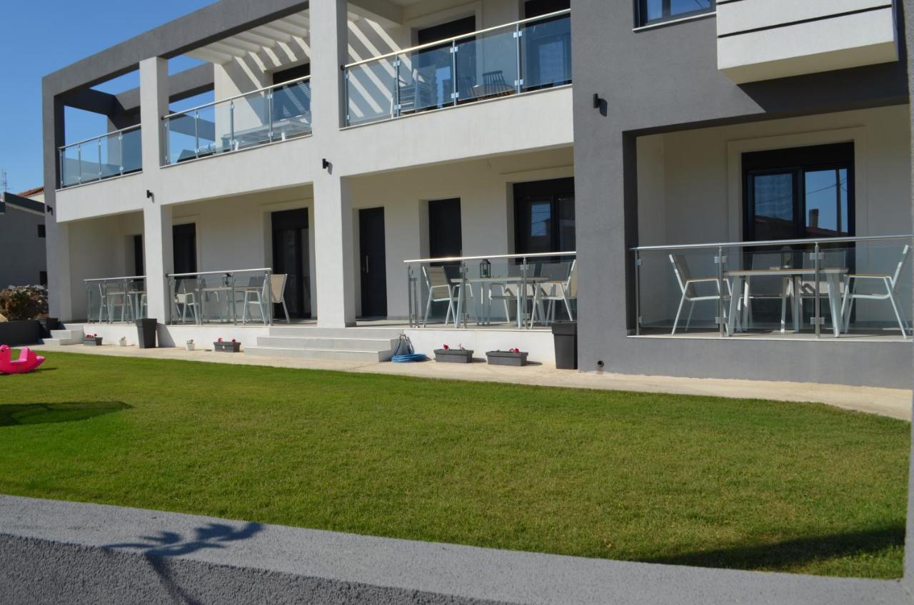 Erika Boutique Apartments Nikiti  Exterior photo